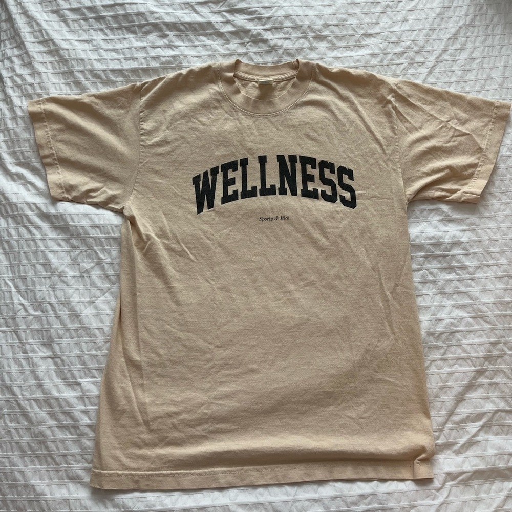 Sporty & rich wellness tshirt small